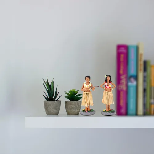 Miniatura 4 de Hula - Figura de tablero de instrumentos de pareja para niñas y niños, 4.72 pulgadas de alto, color de pareja, patrón floral, tema cultural