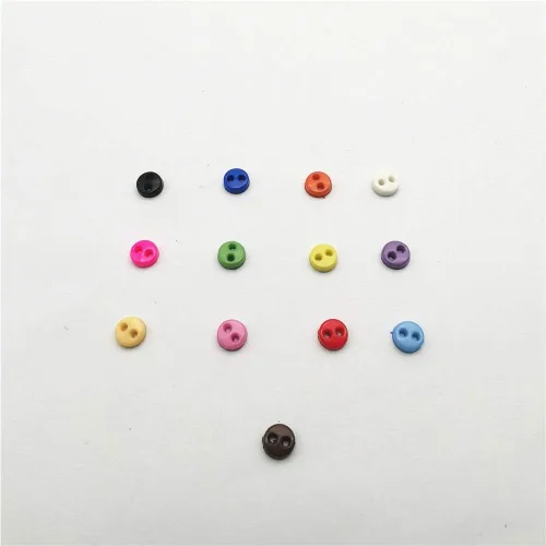 Miniatura 3 de Xucus 1000pcs 0.157 in Mini Botones Pequeños Redondos Plástico De Coser Muñeca Ropa Botones Adornos Scrapbook Cardmaking - (Color: Marrón)