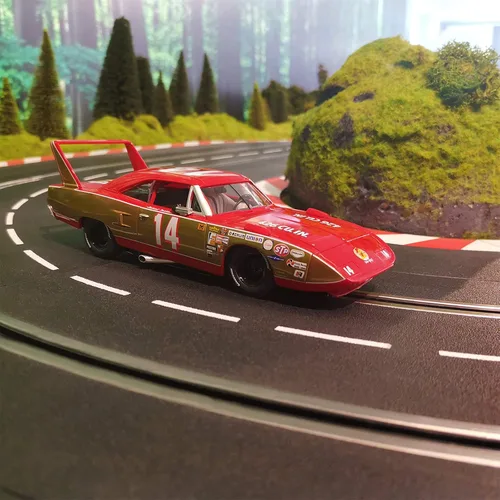 Miniatura 4 de Carrera 30944 Plymouth Superbird No. 14 1:32 Escala Digital Ranura Coche Carreras Vehículo Digital Ranura Coche Carreras Pistas