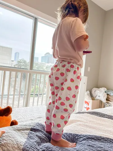 Miniatura 6 de MooMoo Baby Pantalones de pañales impermeables para entrenamiento para ir al baño, 2 paquetes de pañales cortos nocturnos para niños y niñas