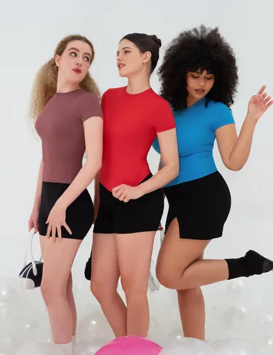 Miniatura 6 de PUMIEY Camiseta básica de manga corta con cuello redondo para mujer, con doble forro, ajustada, colección Smoke Cloud Pro