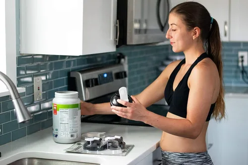 Miniatura 4 de Tapa de repuesto para botella Shaker – Versión actualizada 2025 – A prueba de fugas y compatible con una sola