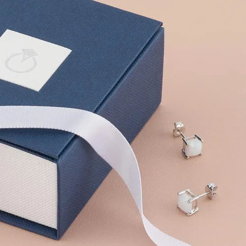 Miniatura 6 de Peora Aretes de ópalo de fuego blanco creado para mujer en oro blanco de 14 quilates, solitario clásico, corte cojín de 0.23 pulgadas, 1 quilate