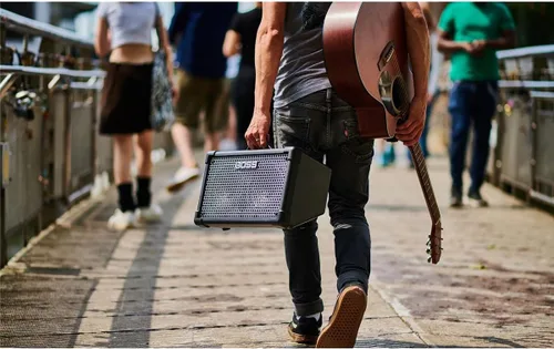 Miniatura 5 de Roland Cube Street II Amplificador estéreo portátil alimentado por batería Ideal para artistas callejeros Soporta micrófonos, instrumentos