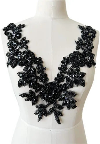 Piedras de imitación hechas a mano apliques de encaje cuentas de costura a mano Trim Parches Accesorios para vestido escote (negro)