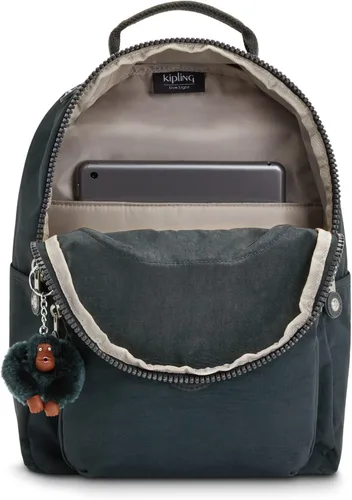 Miniatura 31 de Kipling Mochila pequeña Seoul para mujer, duradera, correas acolchadas para el hombro con funda para tableta, bolsa, Firma Emb, Mochila para tableta