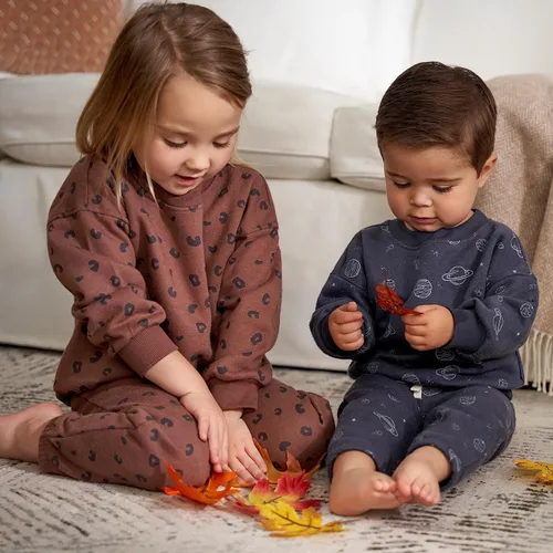 Miniatura 2 de Gerber Conjunto de sudadera y pantalón deportivo de forro polar de 2 piezas para bebé niña