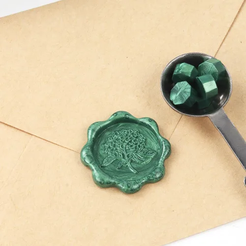Miniatura 5 de Juego de 300 cuentas de cera de sellado verde pino para sello de cera con velas y cuchara de fusión, perfecto para tarjetas de Navidad, sobres