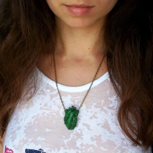 Miniatura 3 de Collar de corazón anatómico