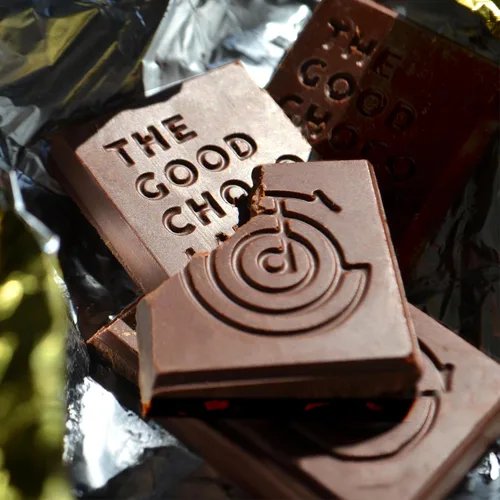 Miniatura 4 de The Good Chocolate - Almendras saladas Keto Chocolate Squares, cero azúcar, aperitivo bajo en carbohidratos netos, calorías más bajas, caramelo