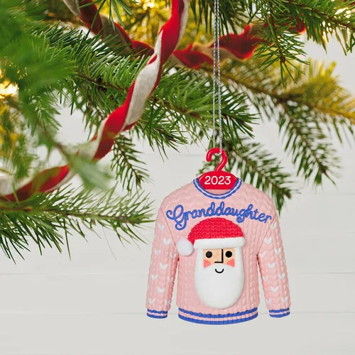 Miniatura 6 de Hallmark Keepsake Adorno de Navidad 2023, suéter de Navidad para nieta, regalos familiares