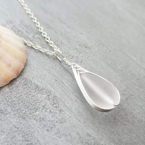 Miniatura 33 de Yinahawaii Collar de cristal de mar hecho a mano, joyería hawaiana para mujer, collar de lágrima trenzada, joyería única de cristal de mar