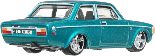 Miniatura 4 de Hot Wheels Vehículos de leyendas del circuito cultural del coche para niños de 3 años en adelante, 74 Volvo 142 GL, colección premium de vehículos a