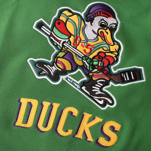 Miniatura 2 de Camiseta juvenil Mighty Ducks Charlie Conway #96 Adam Banks #99 de la película de hockey sobre hielo para niños
