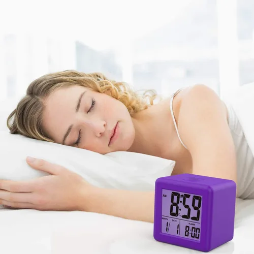 Miniatura 7 de Reloj despertador digital Plumeet para niños con función de repetición y luz nocturna - Configuración fácil con pantalla de silicona, hora, fecha