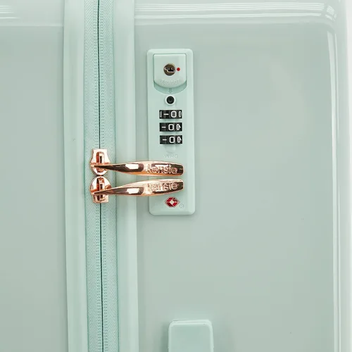Miniatura 2 de kensie Equipaje giratorio con piedras preciosas 3D TSA Lock para mujer