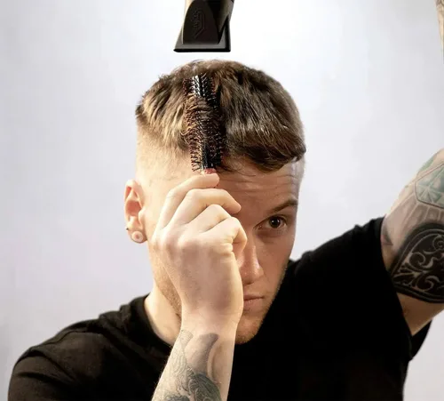 Miniatura 11 de Cepillo de pelo tupé Uppercut Deluxe con bolas pequeñas para hombre, Negro