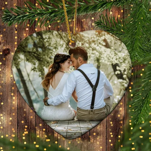 Adorno de foto personalizado en forma de corazón, adorno de cerámica blanca, recuerdo coleccionable para árbol de Navidad, colgante para boda,