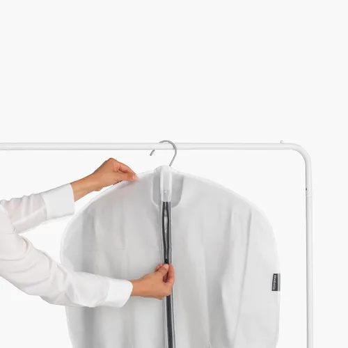 Miniatura 4 de Brabantia Paquete de 2 bolsas protectoras de ropa colgantes transparentes medianas (blanco) para almacenamiento de ropa, se adapta a abrigos