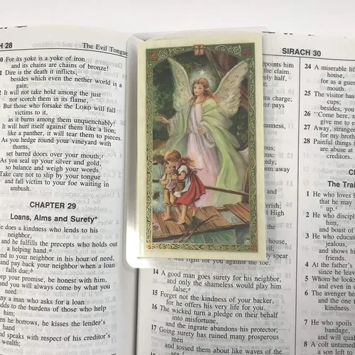 Miniatura 5 de H HOLLY LINES Tarjetas de oración de ángel de la guarda con imagen de ángel y niños en el puente, tarjetas sagradas laminadas, paquete de cinco