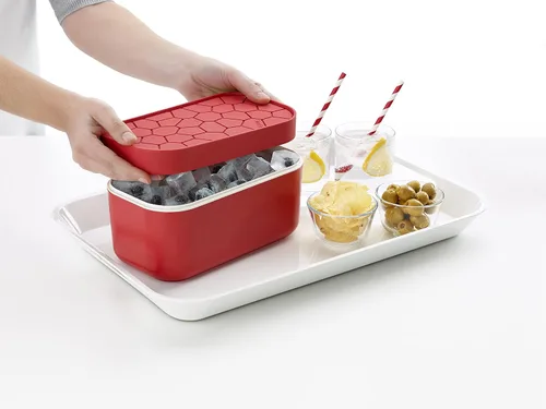 Miniatura 5 de Lékué Caja de hielo Rojo Bandeja de hielo para congelador con tapa y contenedor Hecho con silicona 100% platino Cubos de hielo