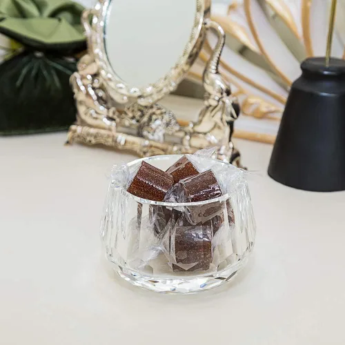 Miniatura 4 de Plato de cristal para dulces, pequeño cuenco decorativo cortado a mano de 3.5 pulgadas de ancho x 2.4 pulgadas de alto para decoración del hogar