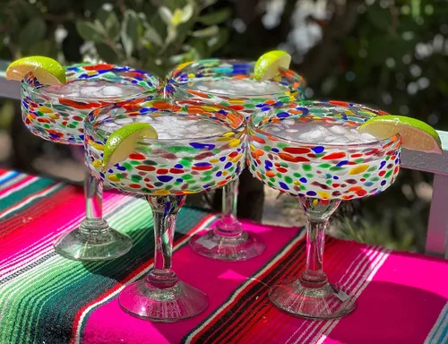 Miniatura 2 de Dos Sueños Vidrio soplado a mano mexicano – Juego de 4 vasos de Margarita soplados a mano Confetti Rock (16 oz)
