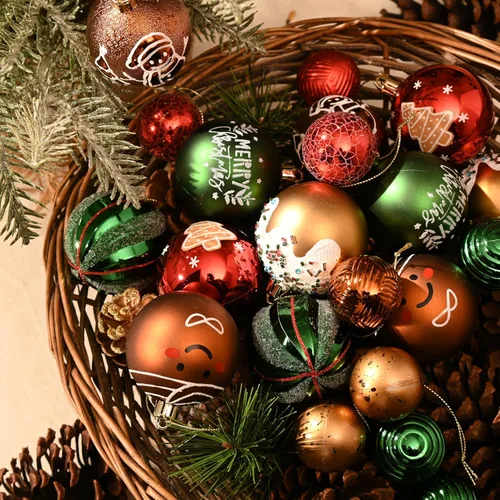 Miniatura 4 de DecorbyHannah - Juego de adornos de Navidad de pan de jengibre, 21 piezas, adornos rojos, verdes y dorados para árbol de Navidad, bolas colgantes