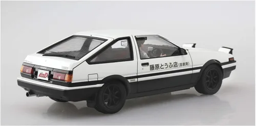 Miniatura 4 de Aoshima Inicial D: Fujiwara Takumi AE86 Trueno con Figura 1:24 Escala Modelo Kit