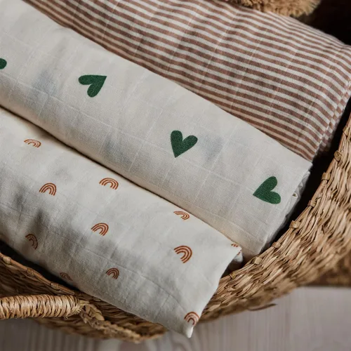 Miniatura 9 de Swaddle - 100% algodón orgánico - Mantas de muselina para recién nacido, 47 x 47 pulgadas (corazones verdes)