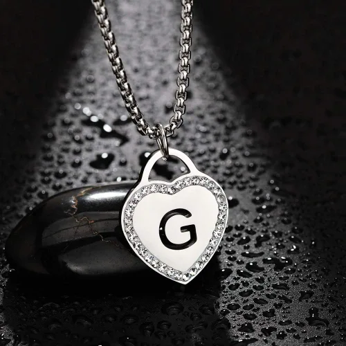 Miniatura 3 de Calis Collar plateado de acero inoxidable para mujer, diseño de corazón con inicial pequeña. Collar para regalar a la novia, 26 letras del alfabeto.