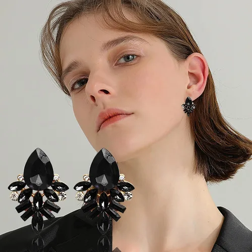 Miniatura 2 de Aretes de aleación para mujer, aretes de diamantes de imitación de cristal para mujer, conjunto de aretes y collar