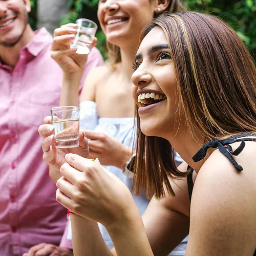 Miniatura 5 de Oggi Vasos de chupito con base pesada, juego de 6 vasos de chupito de vidrio real, diseño fresco y clásico, regalos ideales para padrinos de boda