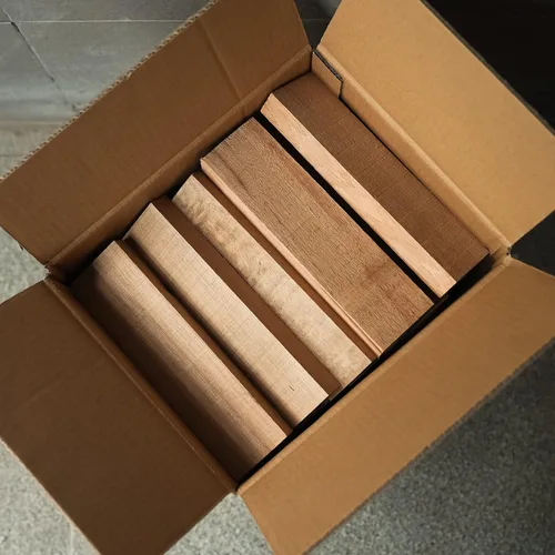 Miniatura 7 de CONSDAN Astillas de madera de nogal para ahumador y barbacoa, cultivadas en Estados Unidos, secadas al horno, trozos de madera natural (12 libras)
