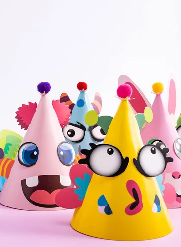 Miniatura 6 de JOYIN 12 juegos de sombreros de fiesta para niños, juegos de fiesta, actividades de manualidades, lindos sombreros de cumpleaños con temática