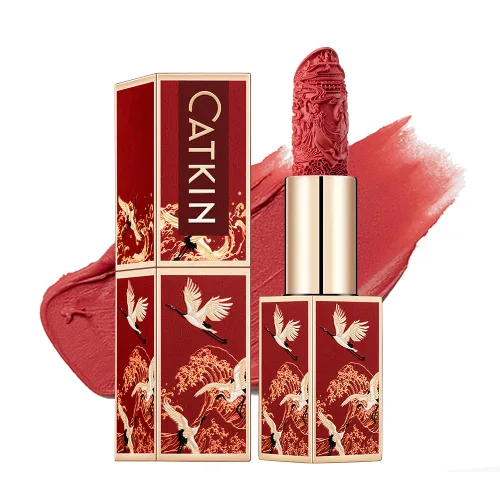 Miniatura 27 de Catkin Lápiz labial semimate hidratante de color de alto impacto infundido con vitamina E y aceite de aguacate, textura suave y sedosa, acabado mate