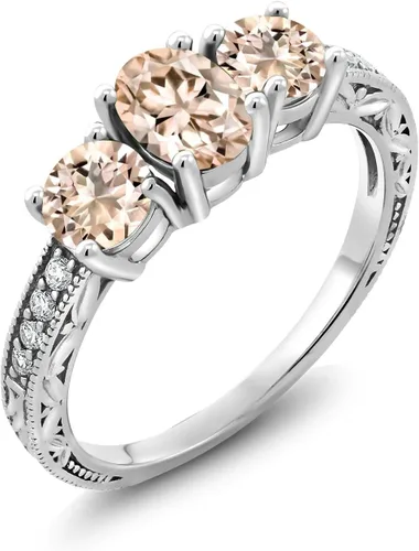 Miniatura 53 de Gem Stone King Anillo de compromiso de 3 piedras preciosas de oro blanco de 10 quilates con piedra natal y diamantes cultivados en laboratorio