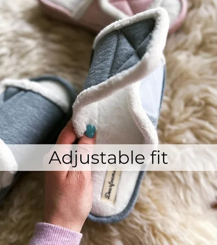 Miniatura 4 de Dearfoams womens Adjustable IndoorOutdoor Machine Washable Memory Foam Slide