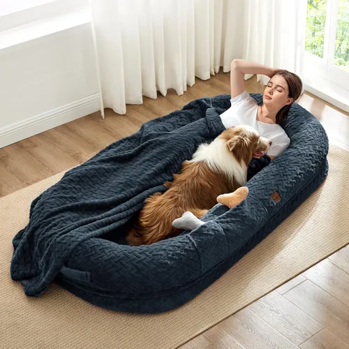 Miniatura 10 de ChiXnuggle Cama humana para perros adultos – Cama gigante de piel sintética rayada de lujo para perros con asa portátil, almohadilla de espuma