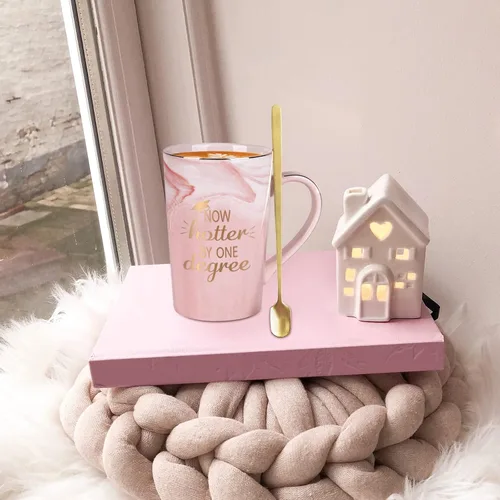 Miniatura 3 de YHRJWN Regalos de Graduación de Navidad, Taza de Café Now Hotter By One Degree, Regalos de Graduación de Navidad para Ella Chicas Amigas, Taza