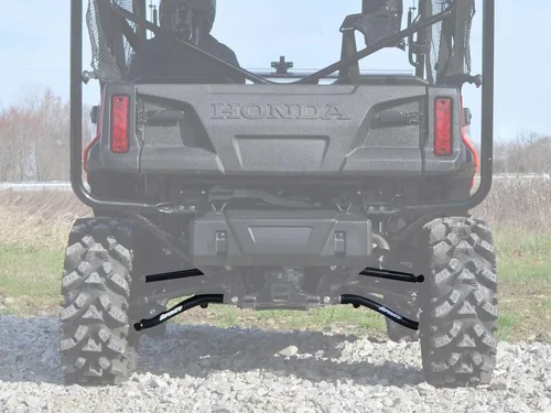 Miniatura 2 de SuperATV Brazos A traseros de alta holgura resistentes con desplazamiento de 1.5 pulgadas para Honda Pioneer 1000/1000-5 (2016+) - Nuevos bujes UHMW