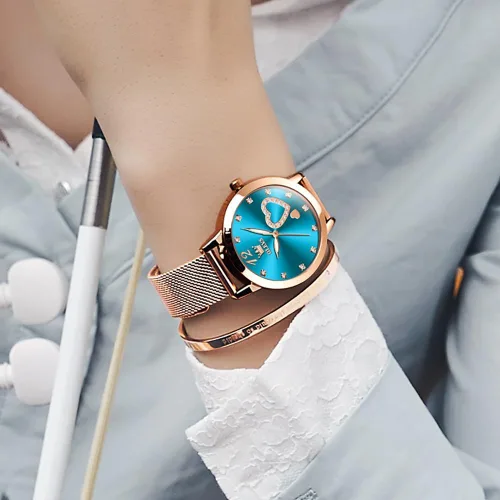 Miniatura 4 de OLEVS - Reloj de oro rosa para mujer con correa de malla, estilo de moda, diseño de corazones, de cuarzo japonés, resistente al agua, luminiscente