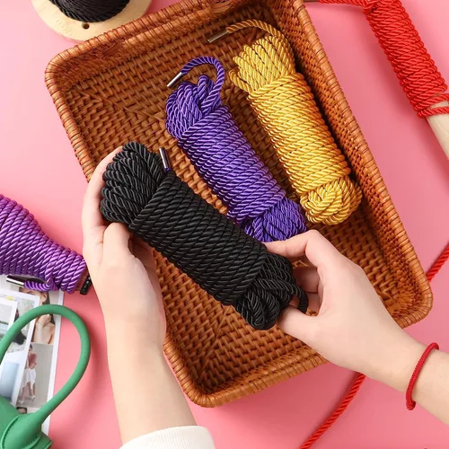 Miniatura 7 de Cuerda suave de seda, cuerda suave de nailon suave y sedosa, color negro y rojo, duradera, multiusos, trenzado de satén, 32 pies, 0.315 in