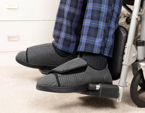 Miniatura 6 de Zapatilla adaptable antideslizante de ancho amplio para diabéticos con cierre de velcro ajustable para hombre