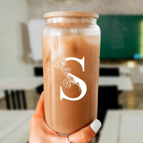 Miniatura 6 de SANDJEST Regalos con monograma para mujer, taza de vidrio con inicial, monograma A, taza de café de 16 onzas con tapa y pajita, iniciales