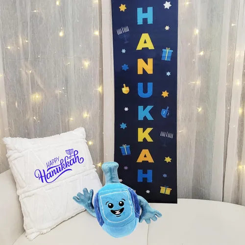 Miniatura 3 de Dreidel de Janucá Musical de Peluche para Niños Reproduce 2 Canciones de Janucá Dreidel de Peluche Relleno Melodioso Dreidel de Janucá Giratoria