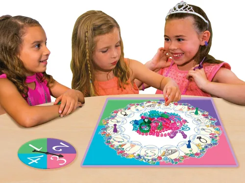 Miniatura 5 de Pretty, Pretty, Princess Game with 90's Artwork, por Winning Moves Games USA Juego de disfraces de joyas, 2-4 jugadores, a partir de 5 años