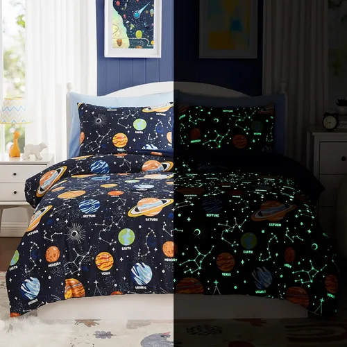 Miniatura 12 de Kaleido Space - Juego de edredón para niños tamaño individual de 5 piezas, con temática de deportes que brilla en la oscuridad, incluye sábanas
