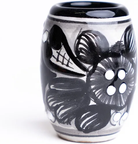 Miniatura 5 de Vasos de chupito Talavera en forma de barril: juego de 4 caballitos de cerámica floral pintados a mano, 2 oz, auténtica cerámica mexicana