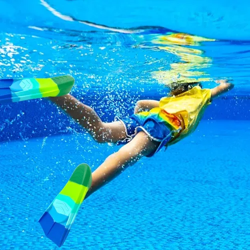 Miniatura 7 de Aletas de natación para niños, cómodas aletas de silicona para nadar y bucear, tamaño adecuado para principiantes, niños, niñas, niños y adultos